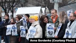 Митинг в поддержку Алексея Навального и других политических заключённых в Белграде, 21 января 2023