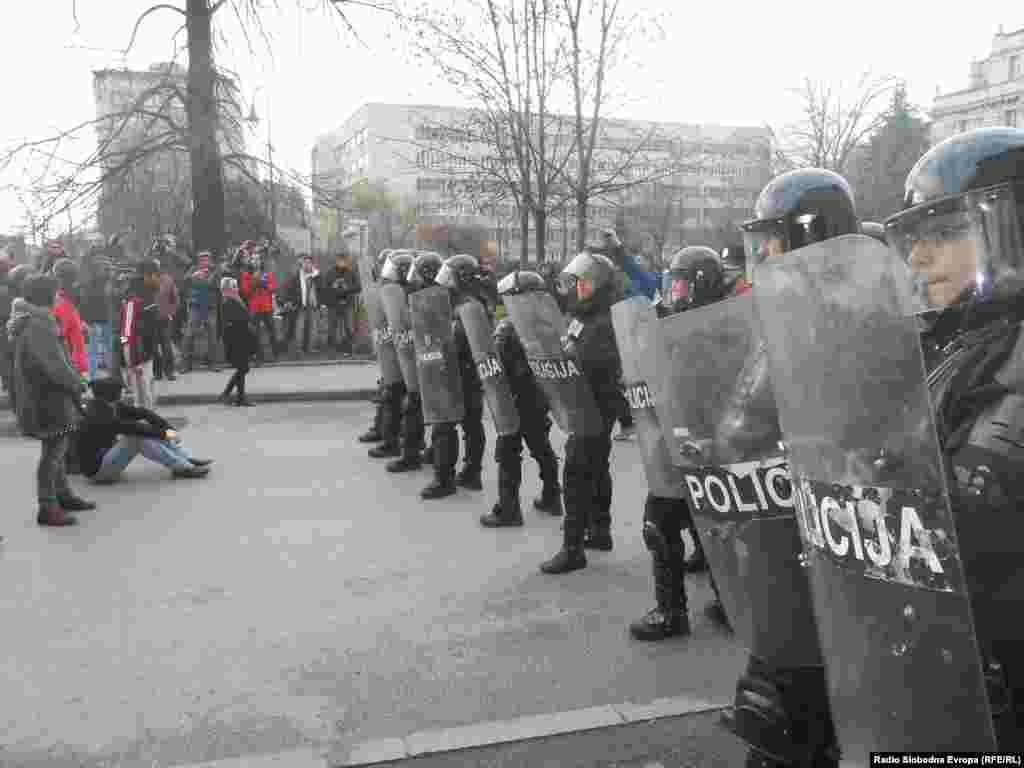 Протесты перекинулись в Сараево, 6 февраля