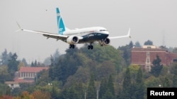 Boeing 737 MAX 