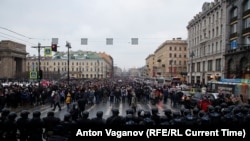 Акция в поддержку оппозиционного политика Алексея Навального в Санкт-Петербурге, 23 января 