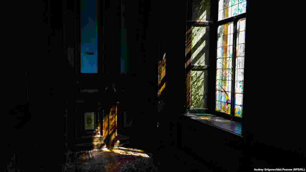 Tatarstan -- Kazan -- Ushkova&#39;s house before reconstruction -- ex-National Library -- 28Aug2021 