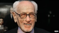 Eli Wallach