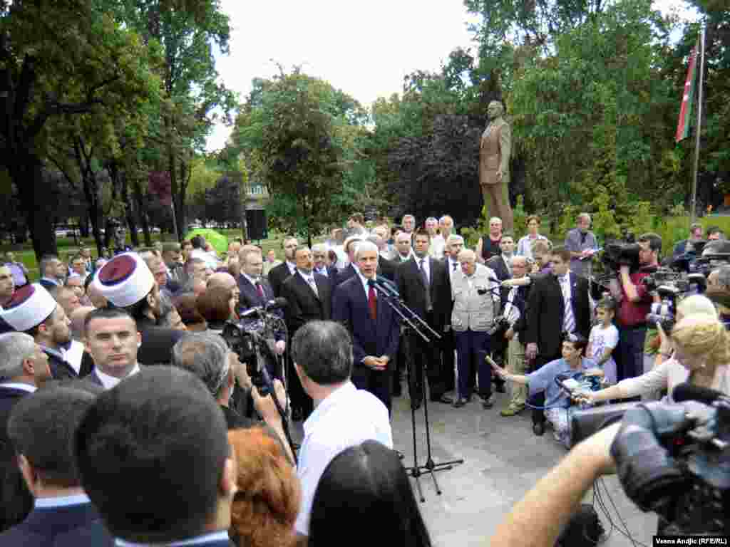 Azərbaycan prezidenti İlham Əliyev və Serbiya prezidenti Boris Tadiç mərasimdə 