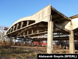 Остатки немецкого, а затем советского аэродрома Нойтиф