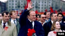 Лидеры Компартии Геннадий Селезнев (слева) и Геннадий Зюганов. Москва. 1996